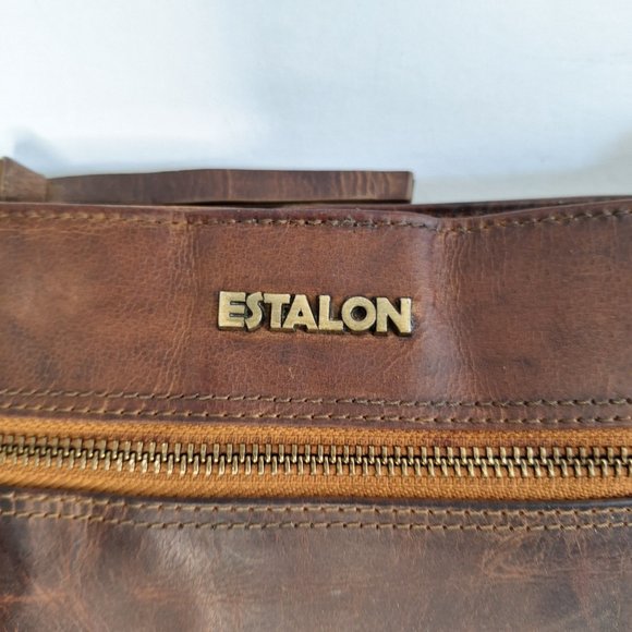Estalon Crossbody - Picture 2 of 10